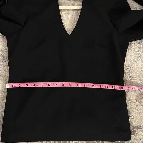 Milly Women's Bell Sleeve Black top size 2 - Picture 13 of 13